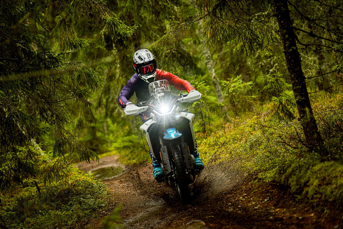 CFMOTO 450MT Sport (ABS)